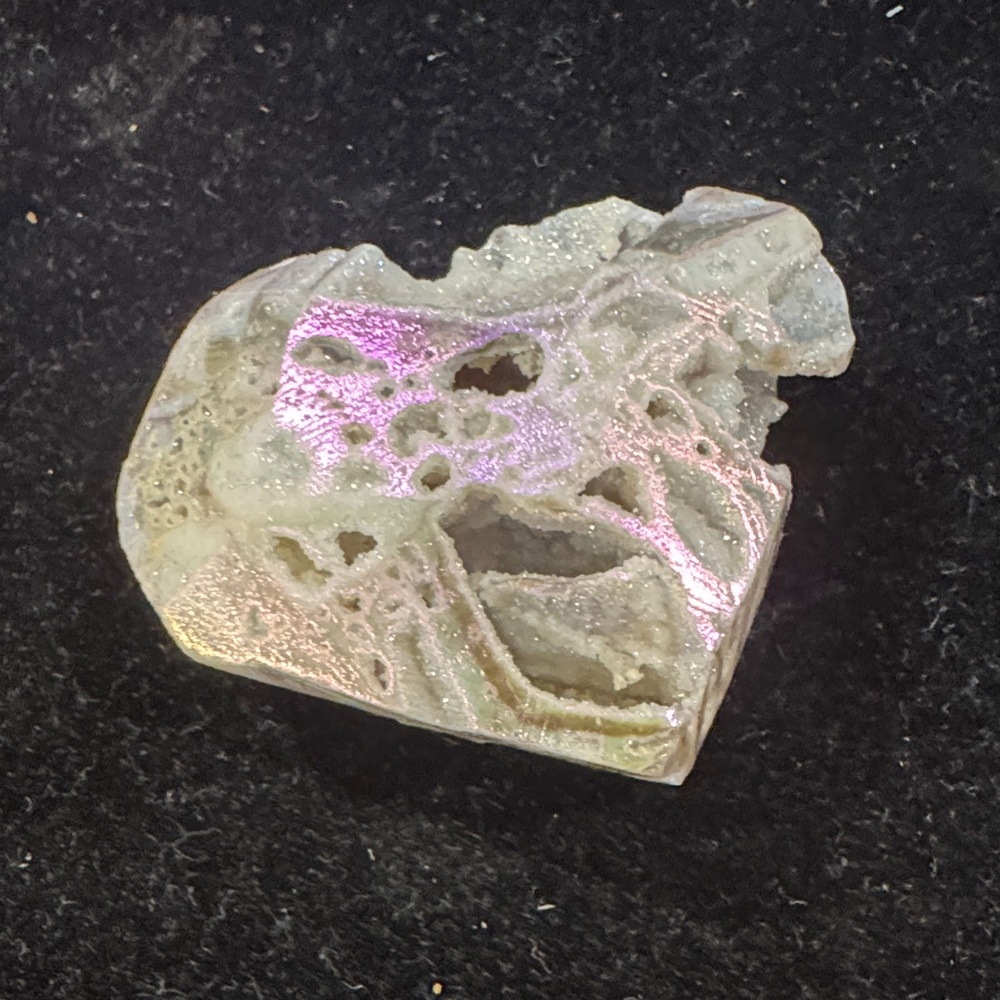 Angel  aura  druzy heart ❤️ 2x2 “ $18